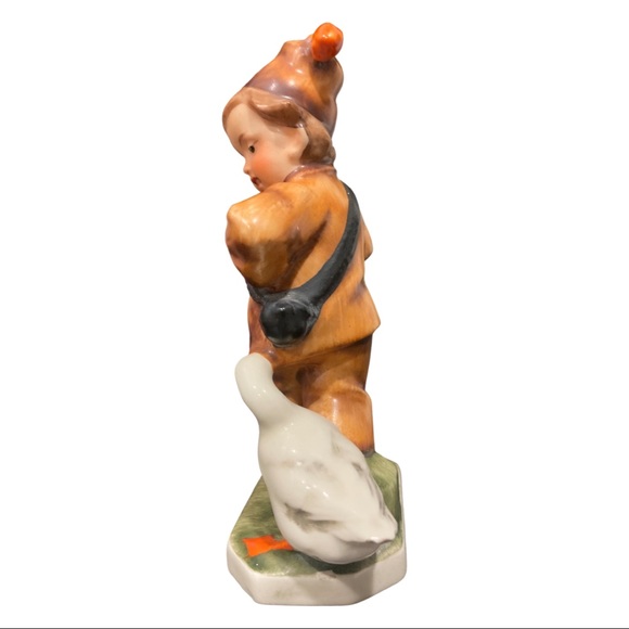 Freidel porcelain figurine - boy with goose - Picture 2 of 9